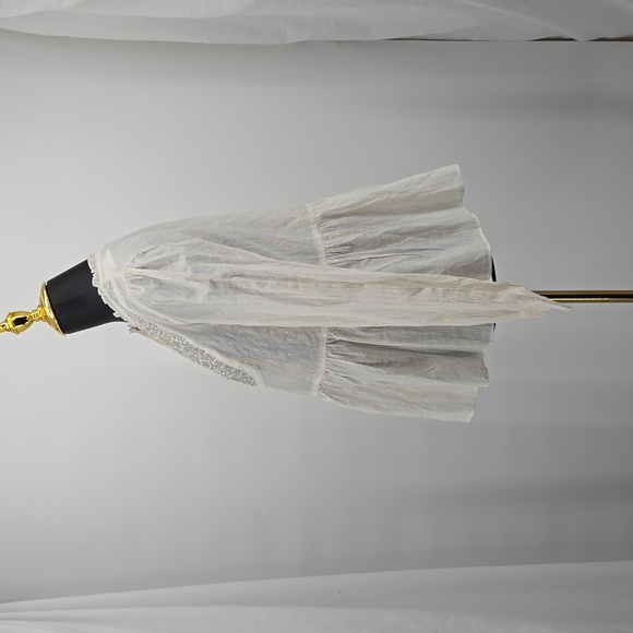 Anthropologie Floreat Womens Embroidered Lace Peplum Blouse Gold Thread  Size 10 - Picture 7 of 16